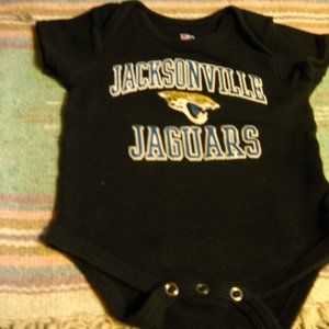 JACKSONVILLE JAQUARS  INFANT ONESIZE   SIZE 6-9 months